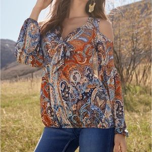 VENUS Cold Shoulder Paisley Top